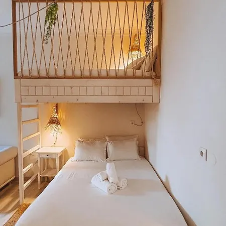 Captain Cook Ahoy Praia da Lourinhã