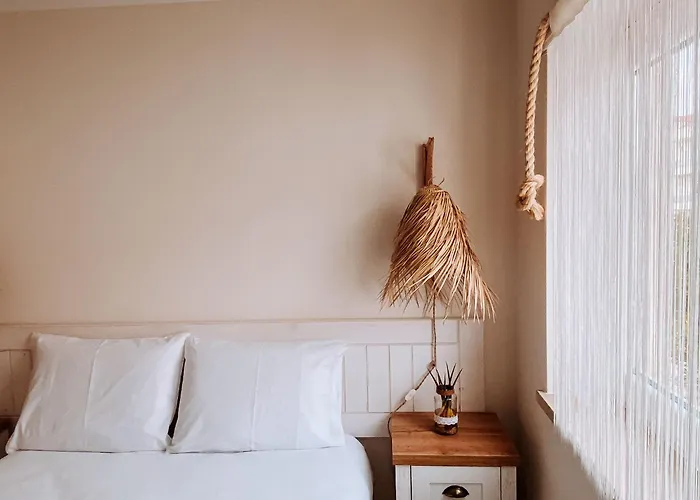 Captain Cook Ahoy * Praia da Lourinhã