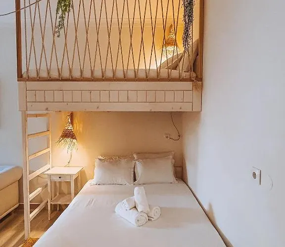 Captain Cook Ahoy Praia da Lourinhã